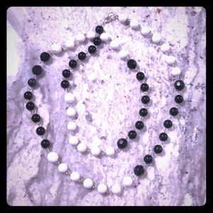 18” Black & White Beaded Necklace